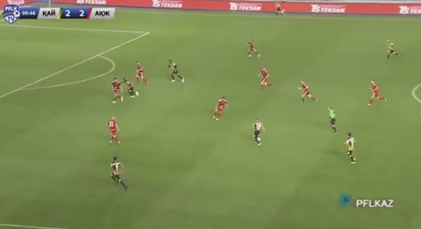 بالفيديو.. أرشافين يصنع هدفاً خرافياً فى الدوري الكازاخستانى 