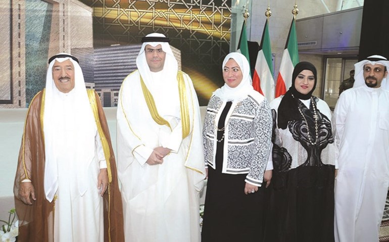صاحب السمو الامير وعبدالعزيز اسحق وبعض الحضور 