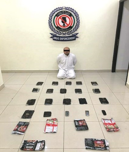 احد المتهمين والذي ضبط في المنقف﻿