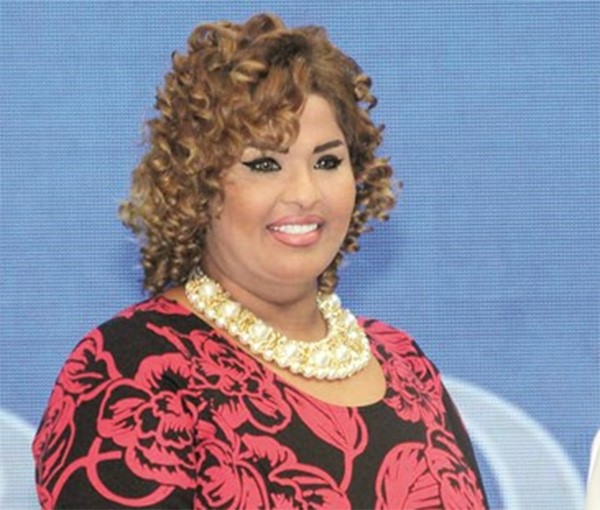 هيا الشعيبي تضرب رامز جلال «علقة سخنة» بـ «الشبشب»!