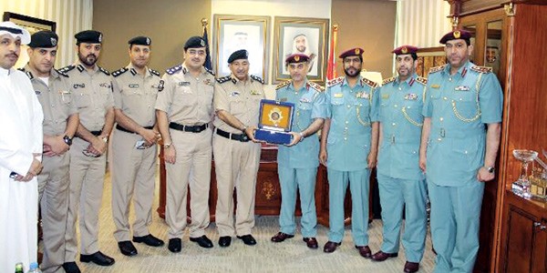 الوفد الكويتي في الامارات ويبدو العميدان سالم المري عبدالعزيز التوره