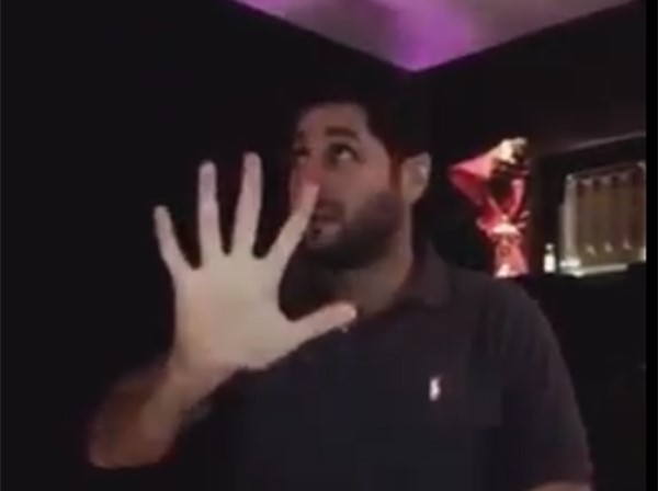 بالفيديو.. هشام نجم ستار أكاديمي "الثاني" يقدم طريقة مبتكرة للترقيم في الخليج 