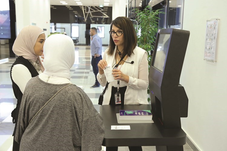مكتبة AUM المبتكرة .. زخم من المراجع العلمية والبحثية
