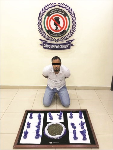 «المكافحة» تحيل تجار كيف بالجملة إلى نيابة المخدرات