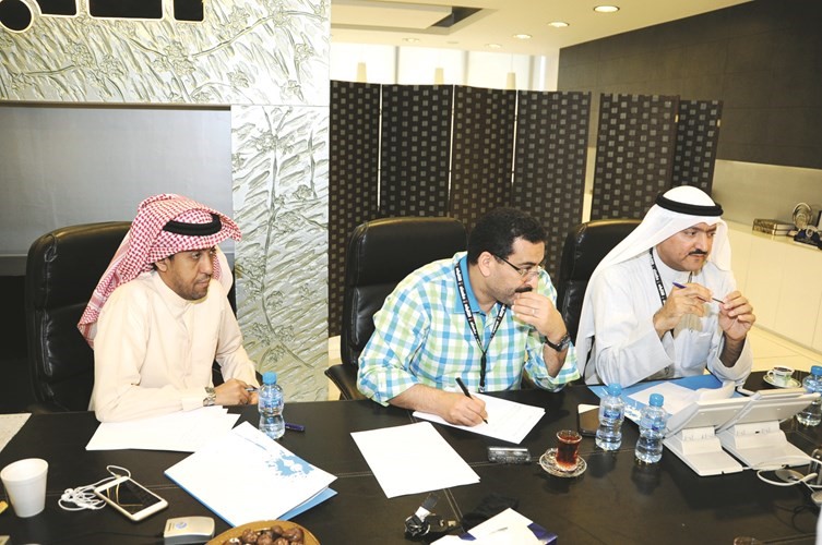 الزميلان سامح عبدالحفيظ ورشيد الفعم خلال اللقاء