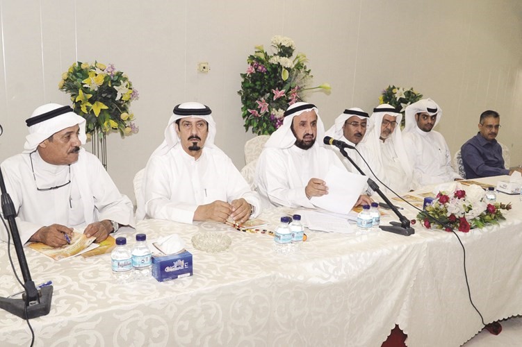 حسين الدواس خلال الجمعية العمومية للهجن ﻿