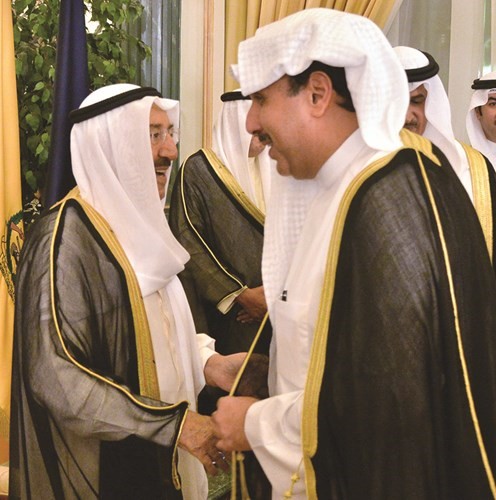 صاحب السمو يتلقى تهنئة الشيخ حمد جابر العلي