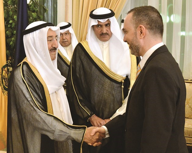 سفير فرنسا كريستيان نخلة مباركا لصاحب السمو