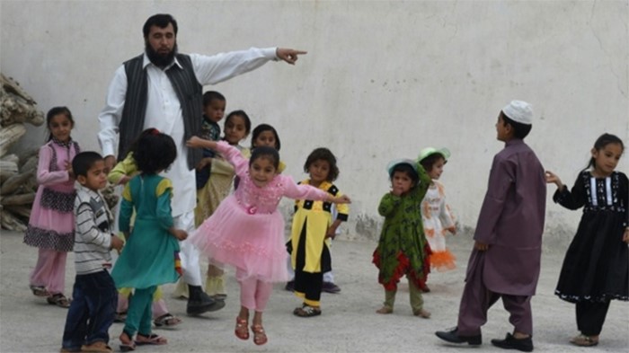 باكستاني لديه 35 ولداً.. ويطمح لـ100