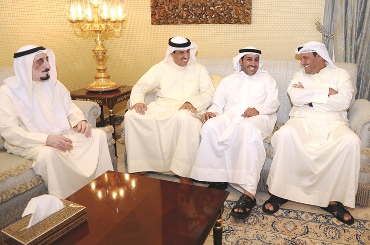 راشد الحجيلان يهنئ ﻿