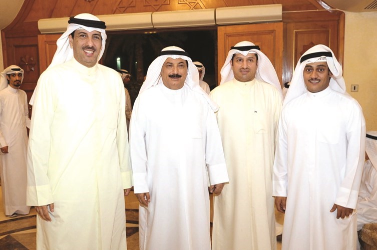دبدر الشريعان وفهد الميع يهنئانطلال جاسم الخرافي ومرزوق ناصر الخرافي﻿
