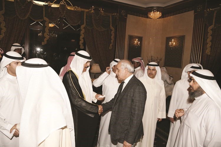 الوزير دبدر العيسى
