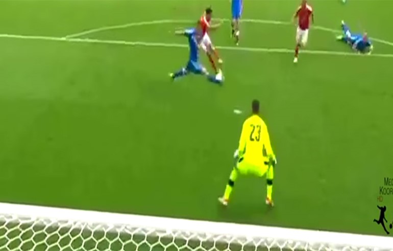 بالفيديو.. فوز ثمين لويلز في أول مشاركة باليورو.. على حساب سلوفاكيا