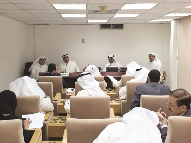 مبارك الوقيان مترئسا عمومية الشركة 