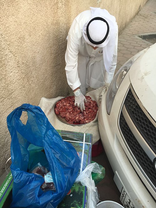 إتلاف 223 كيلو من اللحوم الفاسدة في الأحمدي