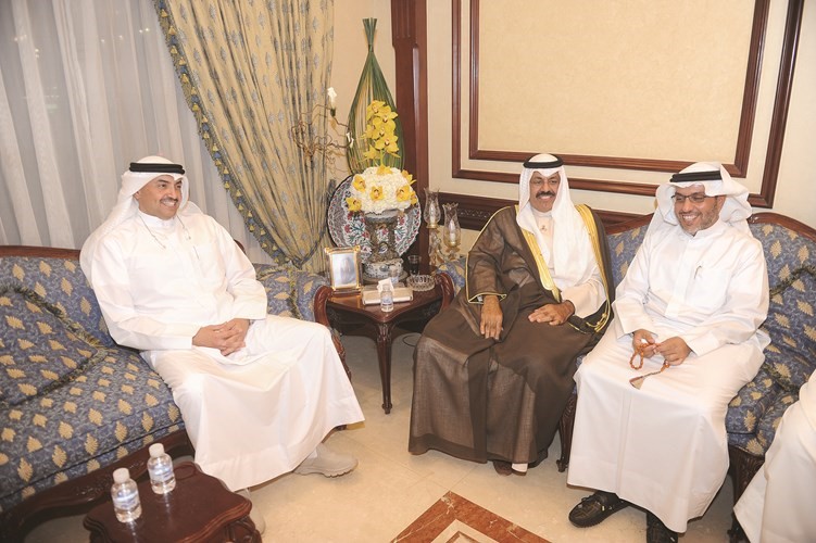 محمد المطير يتلقى التهاني من الشيخ احمد النوافهاني الشمري﻿