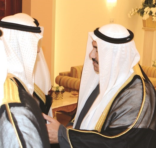 سمو الشيخ ناصر المحمد مرحبا بسمو الامير خليفة بن سلمان﻿