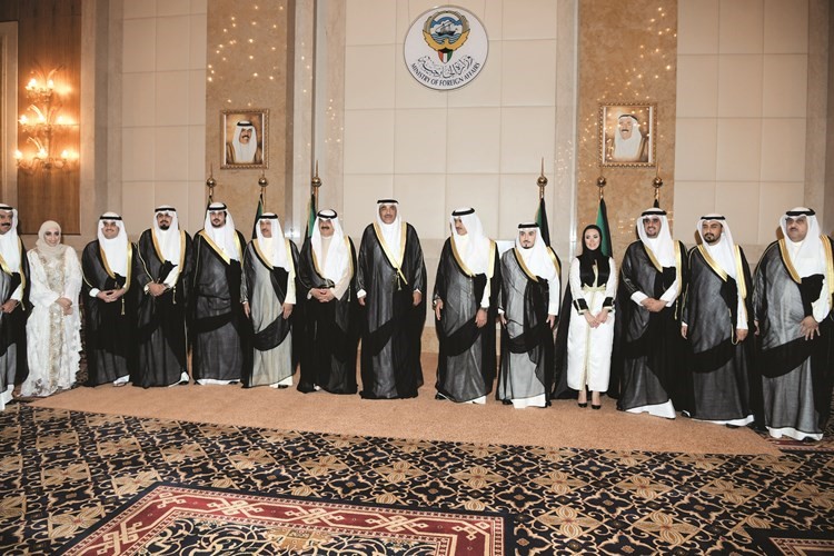 الشيخ صباح الخالد وخالد الجارالله وضاري العجران وعدد من منتسبي وزارة الخارجية﻿