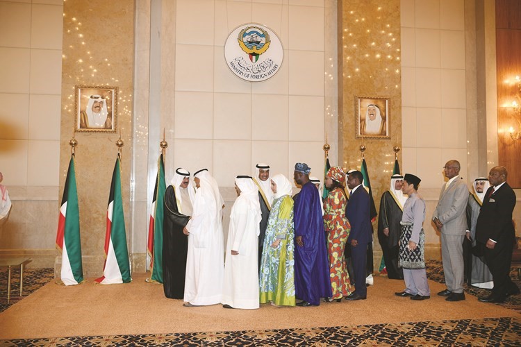 جانب من المهنئين﻿
