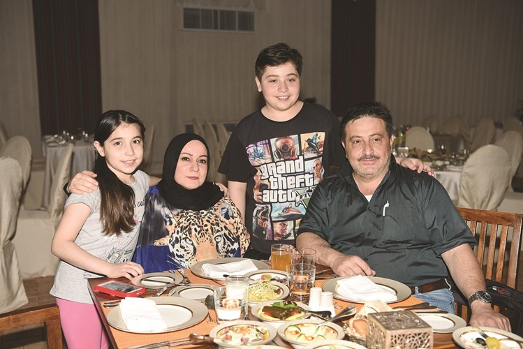 حضور عائلي