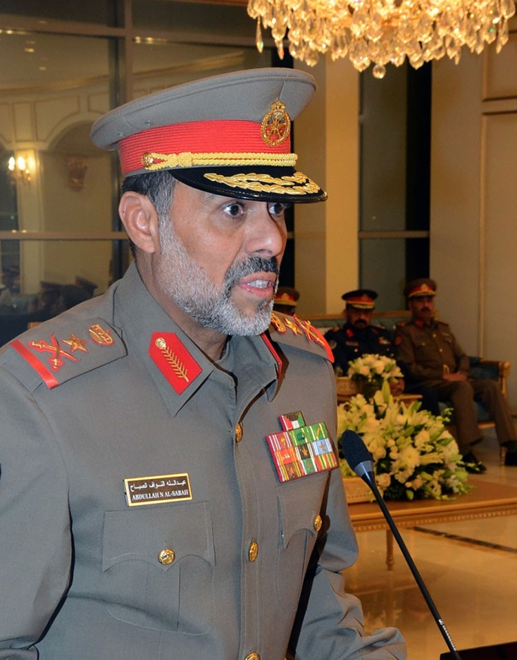 الفريق الركن عبدالله النواف ملقيا كلمته