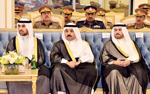 الشيخ عبدالله ناصر صباح الاحمد والشيخ صباح ناصر صباح الاحمد والشيخ فهد ناصر صباح الاحمد