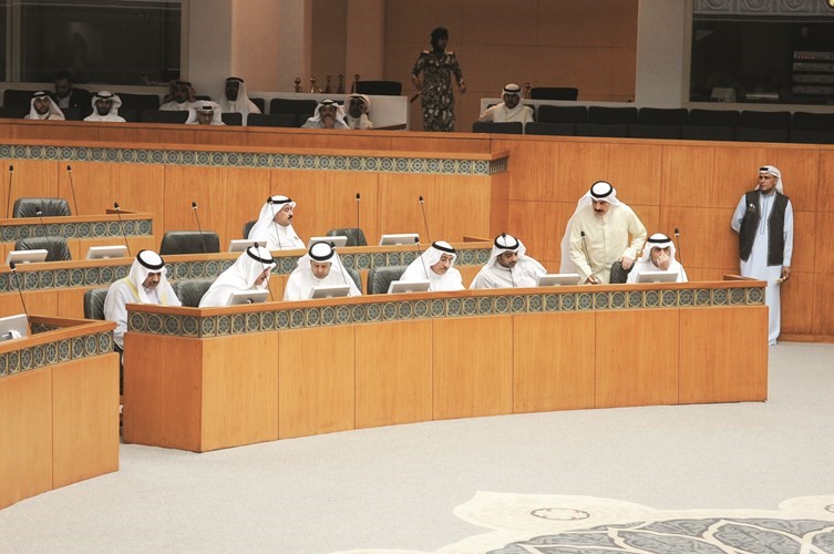 الشيخ صباح الخالد والشيخ سلمان الحمود وفيصل الكندري وماحمد الجسار والشيخ محمد العبدالله وعبدالله المعيوف وانس الصالح هاني الشمري