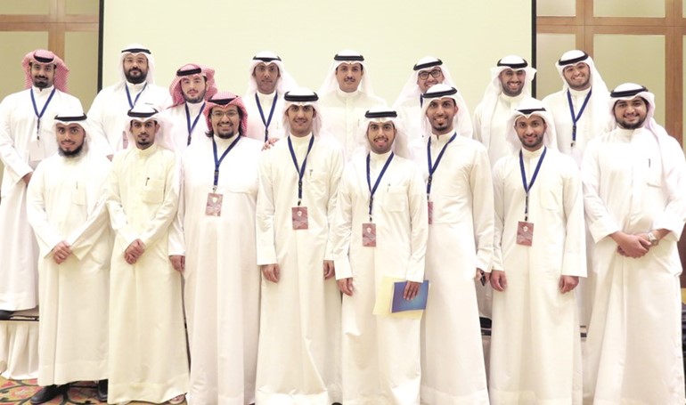 الهيئة الادارية للهيئة التنفيذية للاتحاد الوطني لطلبة الكويت﻿