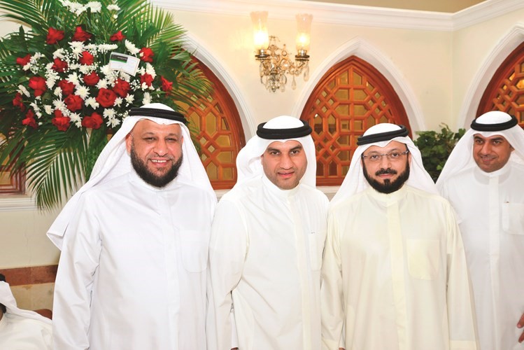 جمال الدوسري وعادل العبد الهادي يباركان