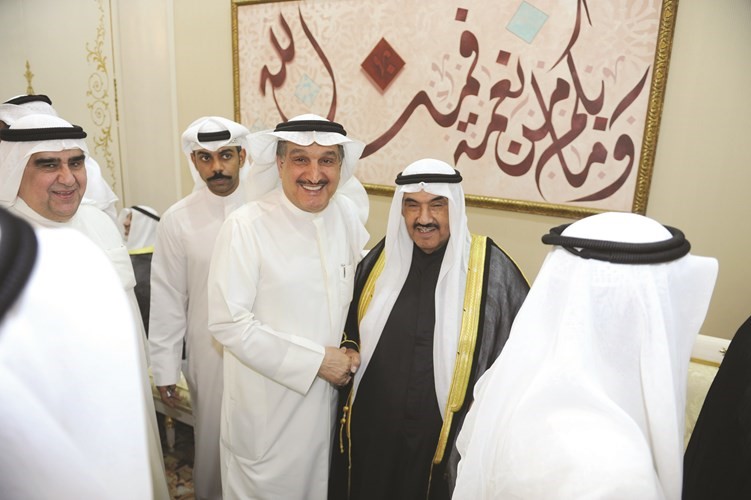 كامل العوضي يبارك ﻿
