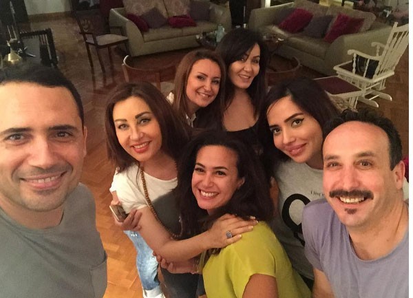 هند صبري تدعو ظافر العابدين ولطيفة على إفطار تونسي خالص