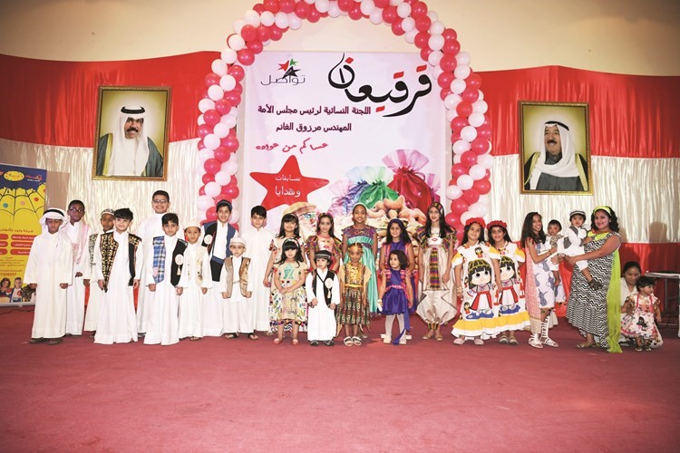 عدد من الاطفال الذين حضروا القرقيعان 	فريال حماد﻿