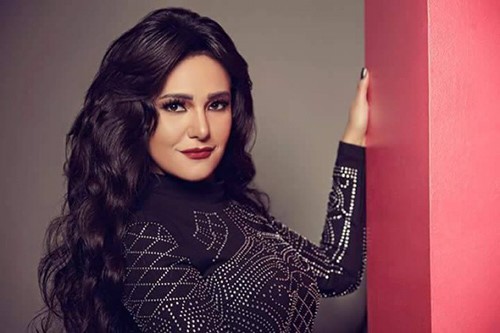 فنانة تنشر صورة سامو زين مع إعلامية مصرية وتهنئهما: "مبروك الزواج"