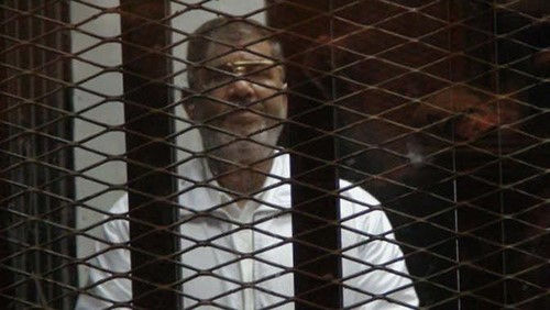 بالفيديو.. السجن المؤبد لمرسي والاعدام لـ 6 في قضية التخابر