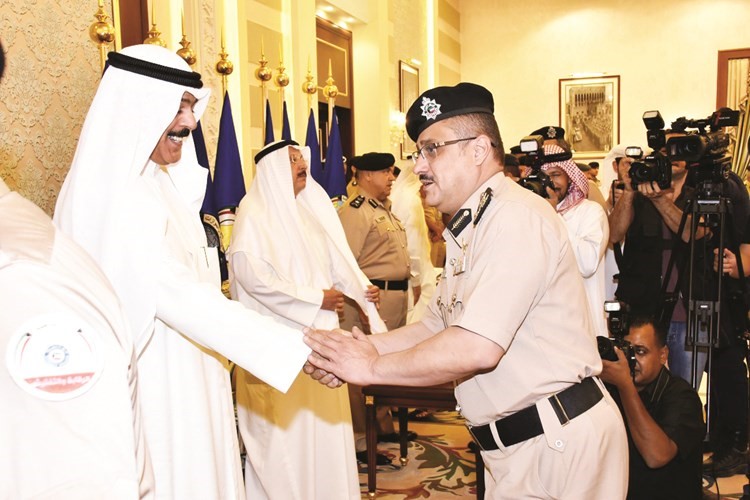 العميد وائل الرومي مهنئا الوزير ﻿