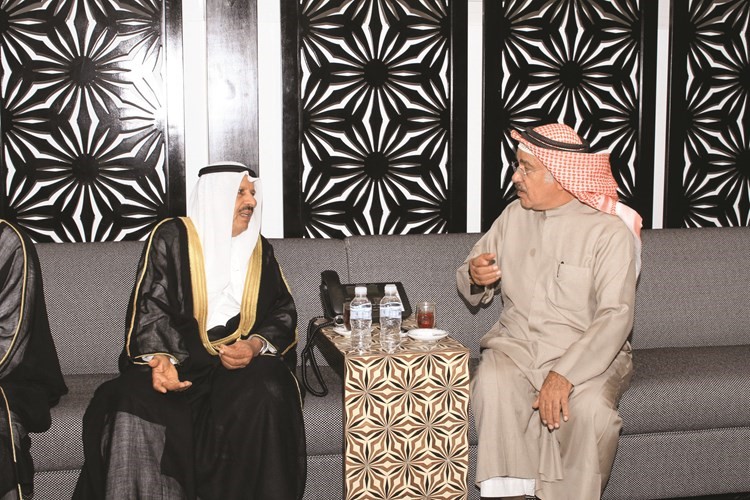 الشيخ دعيج المالك في حديث مع الشيخ محمد الصباح﻿