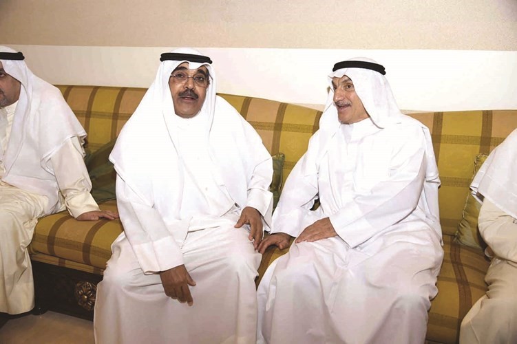 المستشار دمحمد ابو الحسن والشيخ فيصل الخليفة﻿