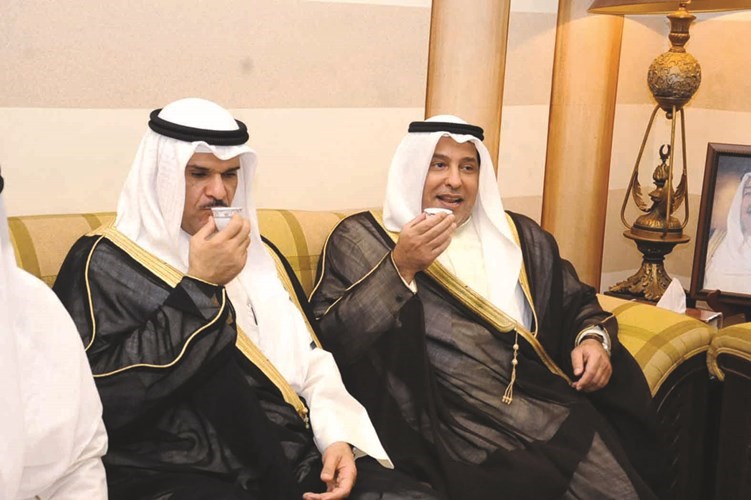 الشيخ سلمان الحمود والشيخ مبارك الفهد﻿