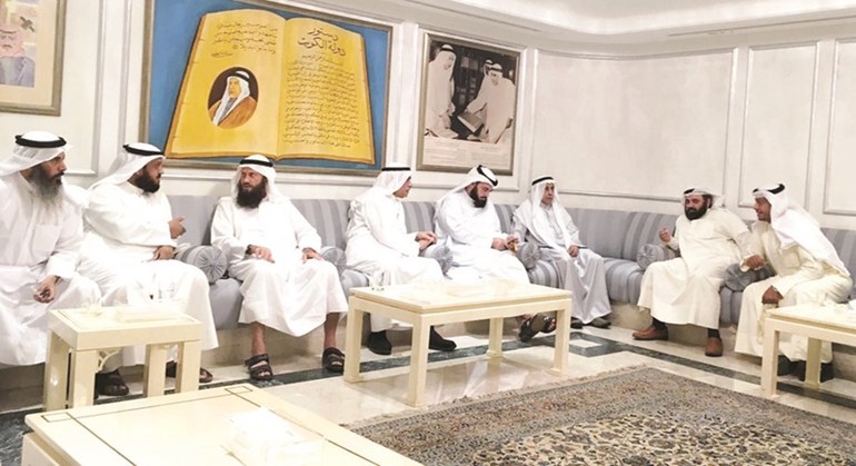 جانب من اجتماع كتلة الاغلبية في ديوان السعدون مساء امس الاول