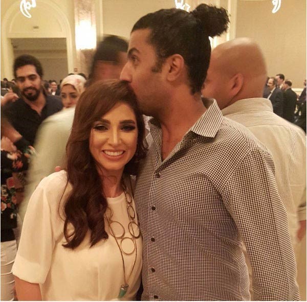 الجمهور ينتقد روجينا بسبب هذه الصورة