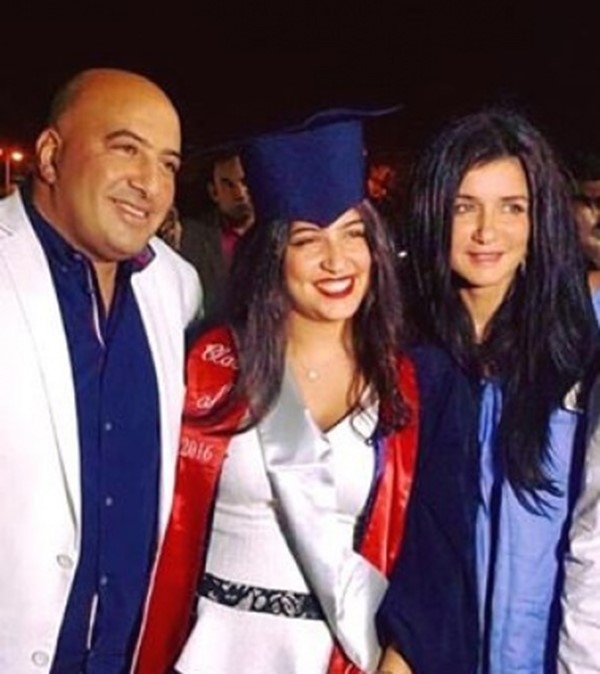 صورة: ابنة غادة عادل تخرجت من الجامعة.. هكذا أصبح شكلها؟