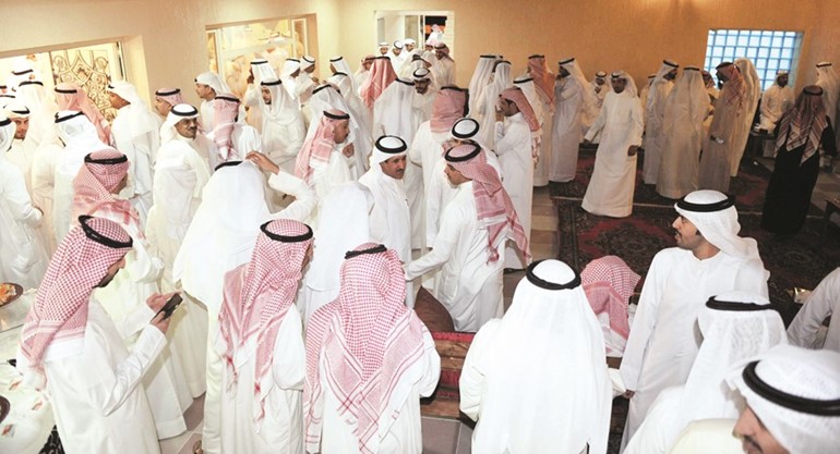 جانب من الحضور في ديوان الرويعي امس الاول﻿