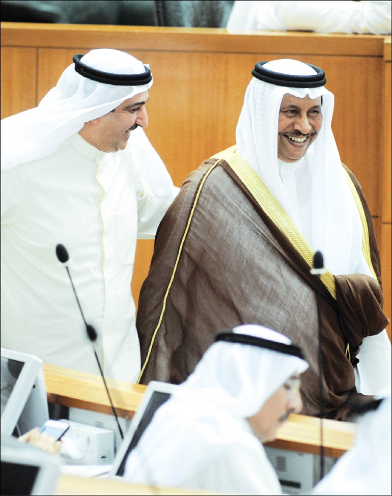 سمو رئيس الوزراء الشيخ جابر المبارك وجمال العمر