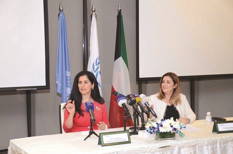 الشيخة انتصار سالم العلي ودحنان حمدان﻿