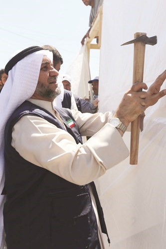 صلاح الجاسم: لاجئة سورية فقدت زوجها في الحرب واحترقت خيمتها فأنقذت ابنها الصغير ونسيت الآخر فمات