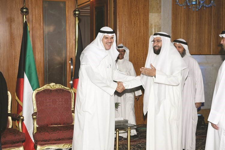دعلي العمير في حديث باسم مع الشيخ سلمان الحمودقاسم باشا