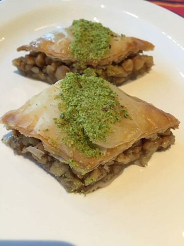 بقلاوة إيرانية