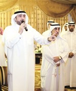 الشيخ مالك الحمود ملقيا كلمته أمام الحضور
﻿