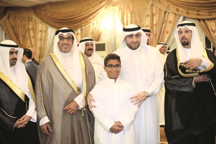 الشيخ مالك الحمود والشيخ أحمد الداود والشيخ خالد المالك والشيخ سالم الحمود والشيخ سلمان الداود ﻿