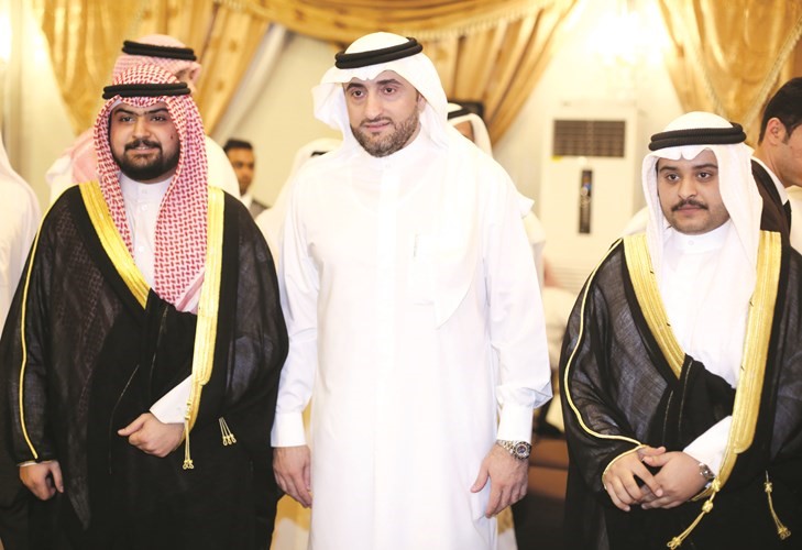 الشيخ مالك الحمود والشيخ حمد الفيصل المحمد والشيخ صباح ثامر المالك ﻿